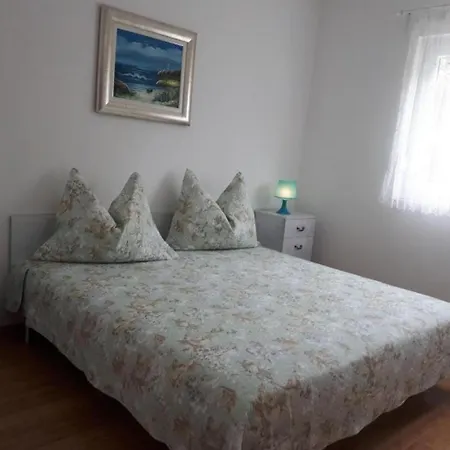 Apartamento With A Parking Space Milovcici, Krk - 22553 Malinska