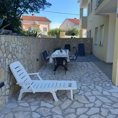 With A Parking Space Milovcici, Krk - 22553 Apartament Malinska